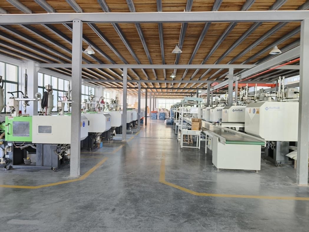 Injection Molding Machine